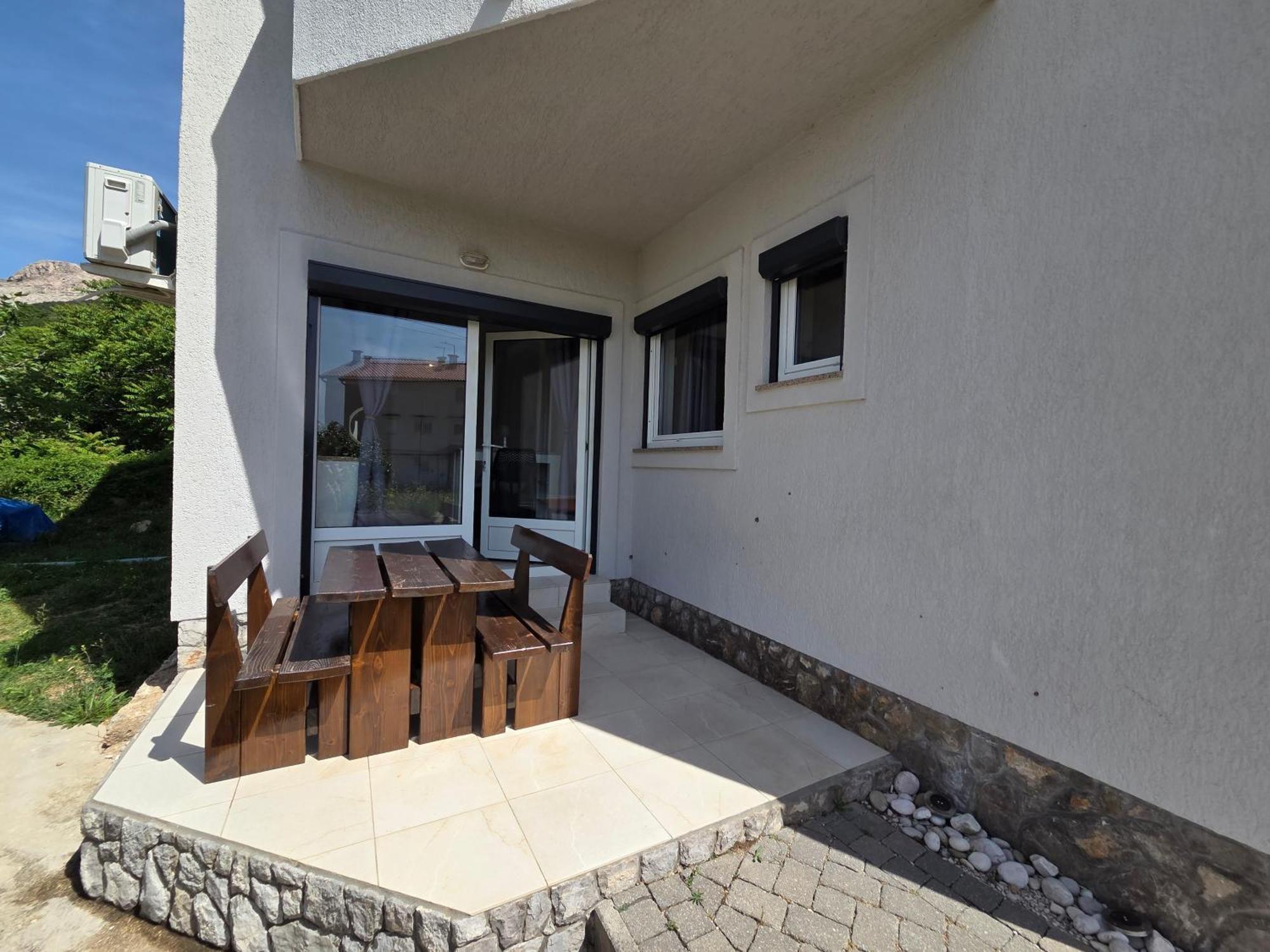 Apartments Leticia I Baška Exterior foto